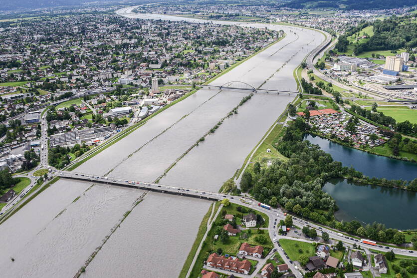 3_hochwasser_flugaufnahmen.jpg